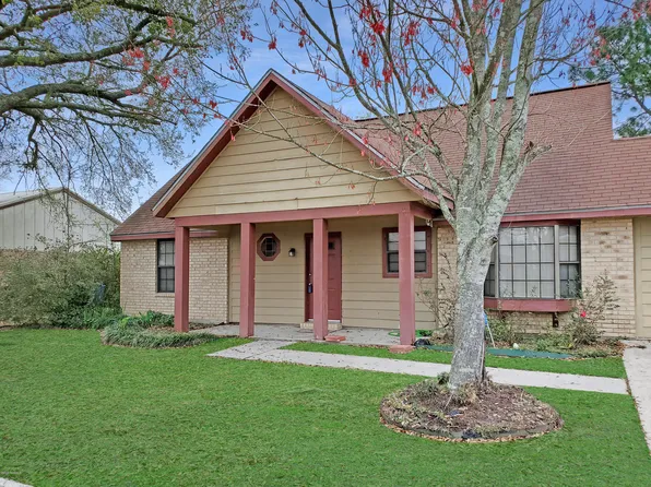 208 Aristotle Dr, Lafayette, LA 70508