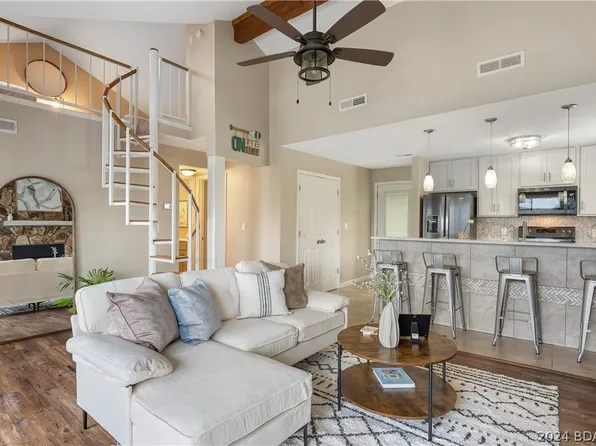 2500 Bay Point Ln #641, Osage Beach, MO 65065