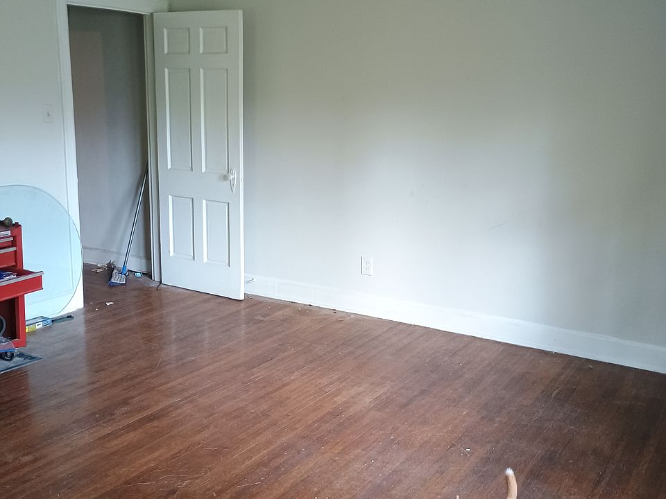 2nd image of 3149 Southern Ave #A