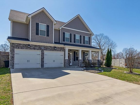 2nd image of 7518 Hedge Rose Ln