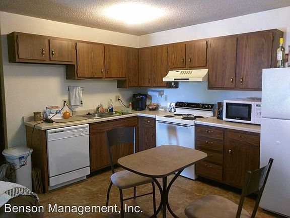 3rd image of 334 West Ave N APT 3