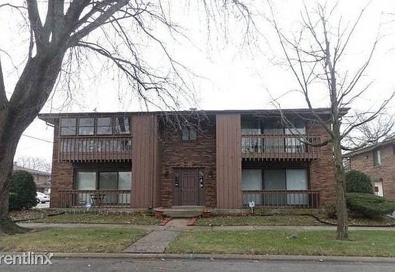 2nd image of 1031 E 151st St APT 1W