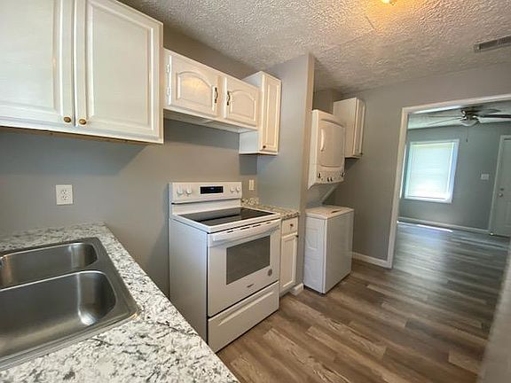5th image of 602 E C St #604