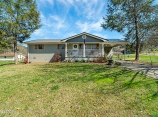 161 Midfield Dr, Maynardville, TN 37807