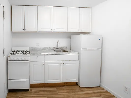 Rented by Halstead Real Estate | media 23