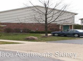 555 Stonecastle Ct, Sidney, OH 45365