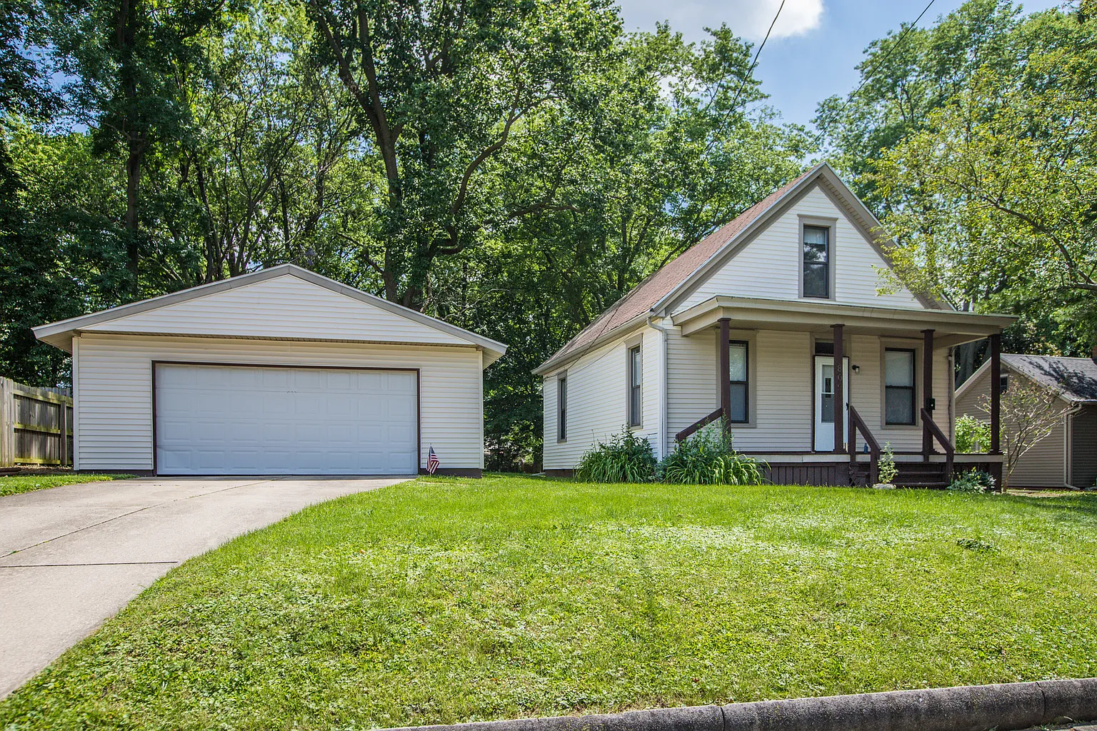 809 E Buchanan St photo 1
