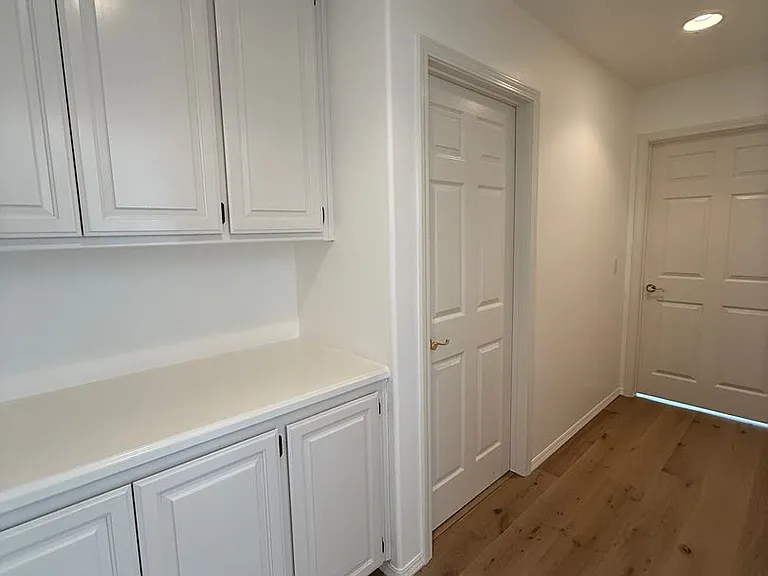 2441 Iron Ridge Ct — Photo 31