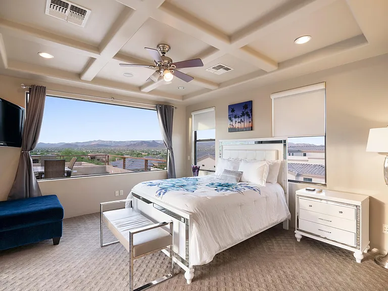 Upstairs Bedroom/Office