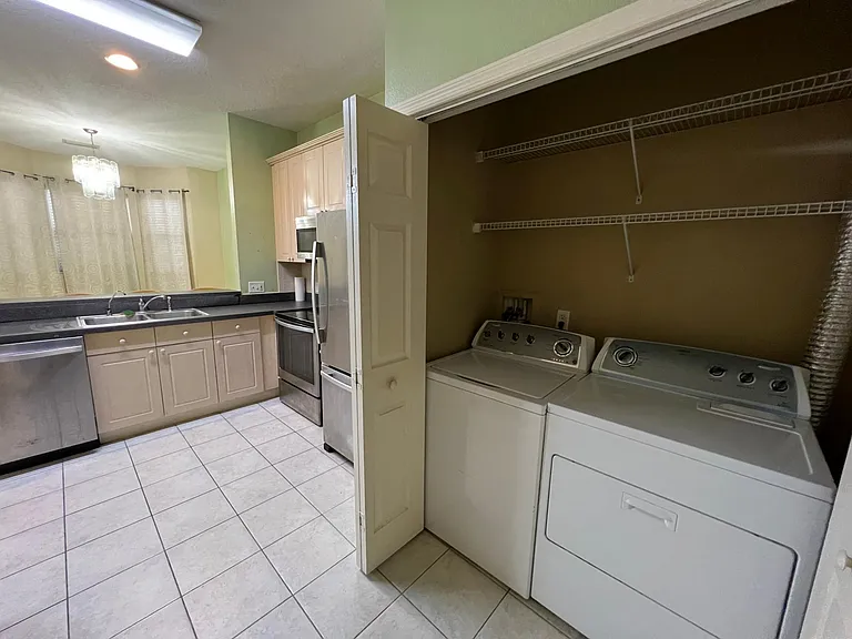 40 Emerald Bay Dr — Photo 12