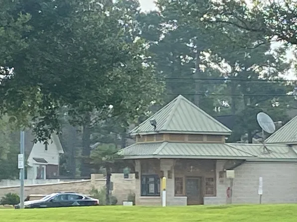 11527 Canyon Woods Dr, Tomball, TX 77377