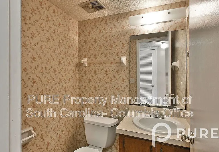 121 Manorwood Ct #C — Photo 23