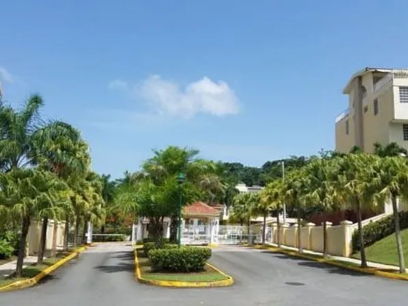 140 Boulevard Media Uns #M31, Carolina, PR 00987