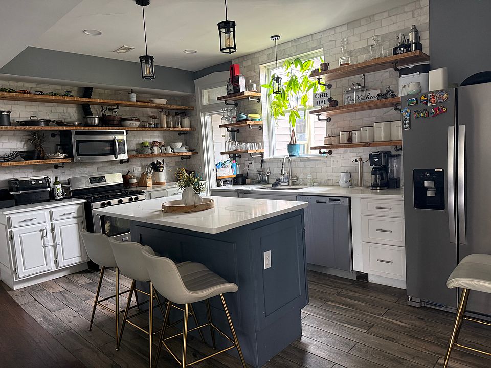 1st image of 5348 W Warner Ave #2