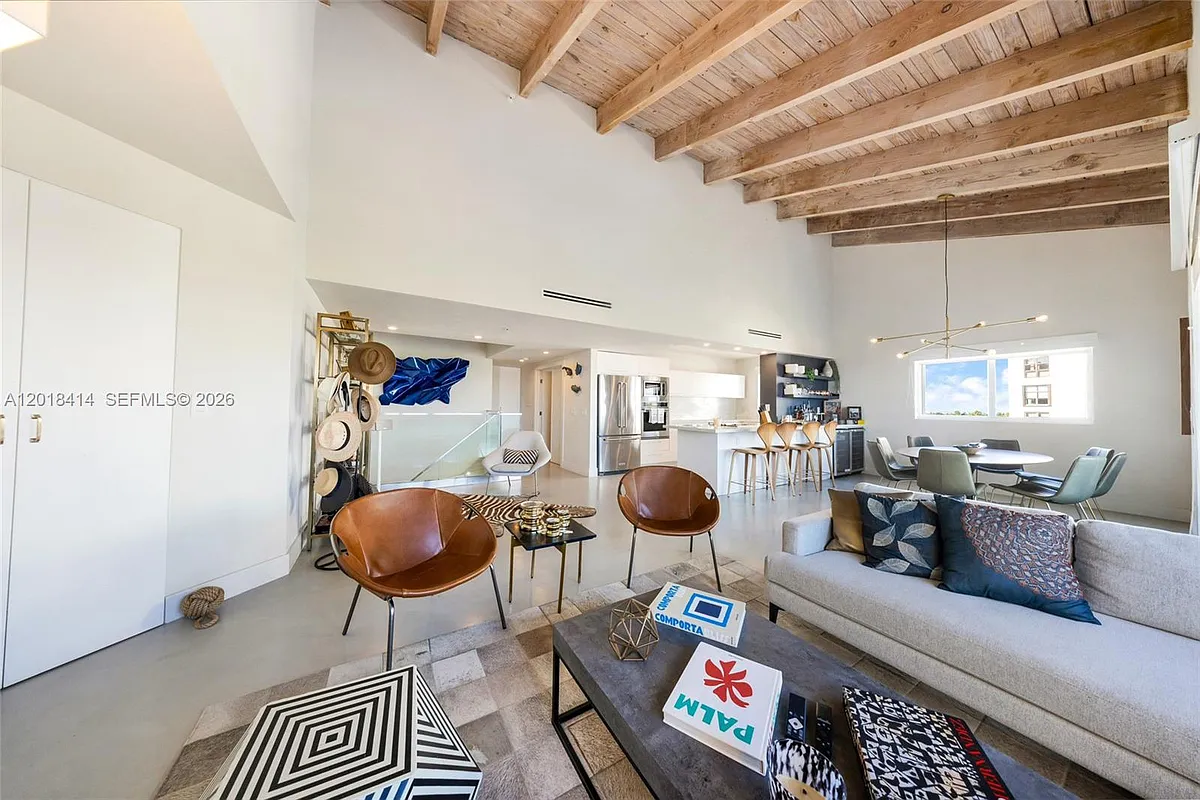 Building Photo - 50 Ocean Lane Dr #Penthouse 603