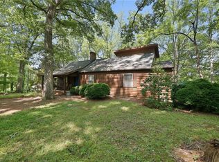5275 Reynolda Rd, Winston Salem, NC 27106