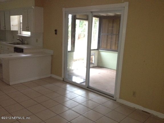 2nd image of 1840 W LA LAUNA Circle