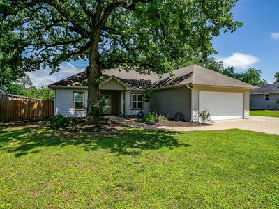 3711 Winding Way, Granbury, TX, 76049