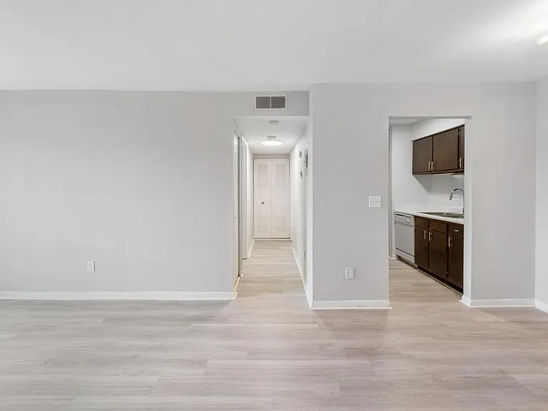 325 Orchard Trace Ln #400-3 — Photo 7