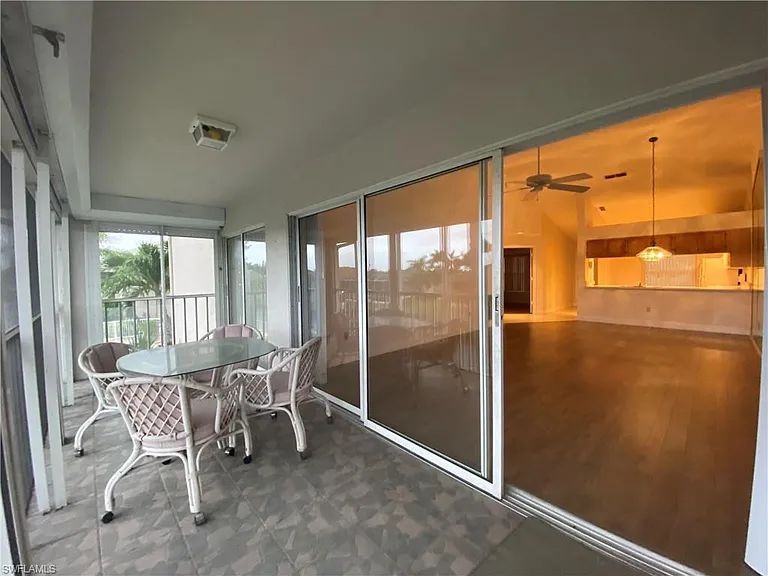 1427 SW 47th Ter #202 — Photo 13