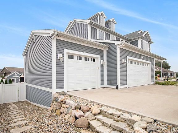 4th image of 902 Dashwood Ct