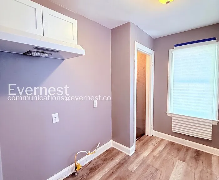 9460 Wayburn St — Photo 6