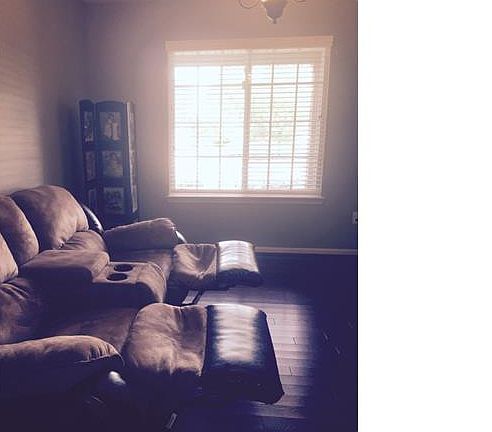 4th image of 16533 Mulberry Way