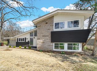 158 Chestnut St, Park Forest, IL 60466