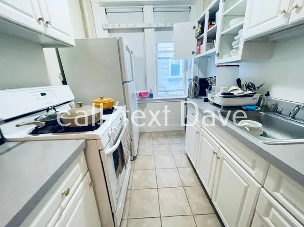 132 Washington St #26, Brighton, MA 02135