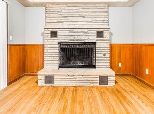 207 Bluebird Dr, Midwest City, OK 73110