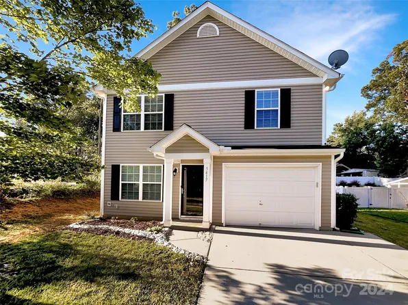 5417 Keener Ridge Rd, Charlotte, NC 28216