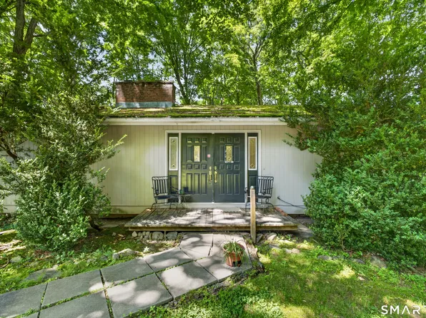 25 Lords Highway East, Weston, CT 06883