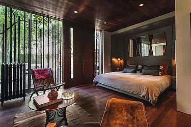 Rented by Gulia Wang, LREB