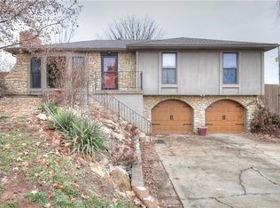 20916 W 63rd Ter, Shawnee, KS 66218