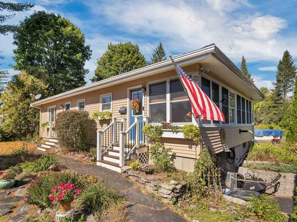 80 N Mast Street, Goffstown, NH 03045