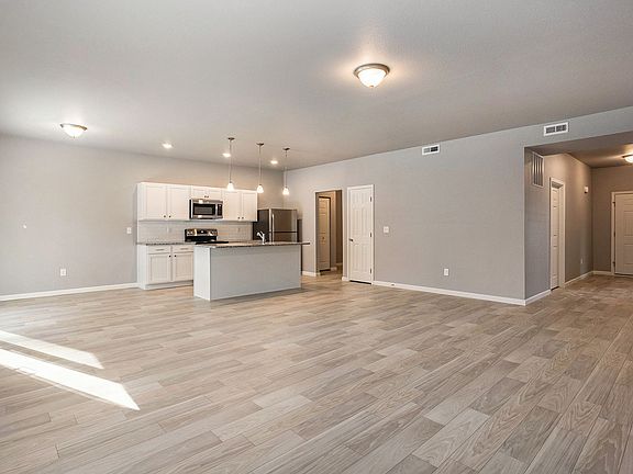 5th image of 10297 Pennridge Dr