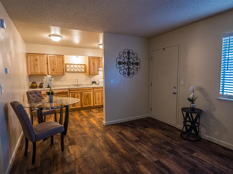 1210-1250 Kenny Dr — Photo 114