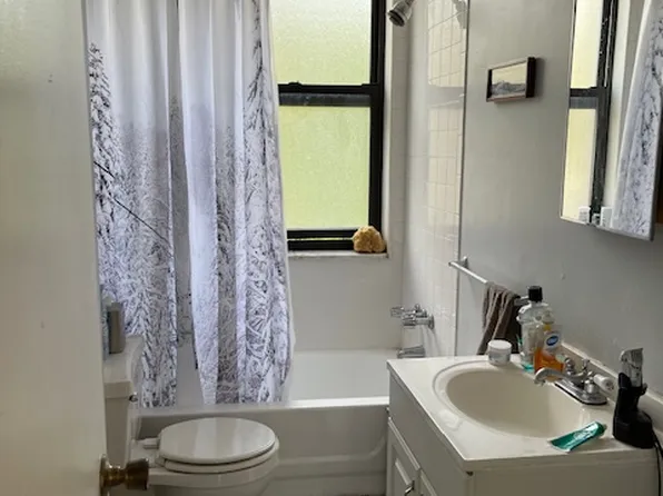 274 5th Street image 11 of 16