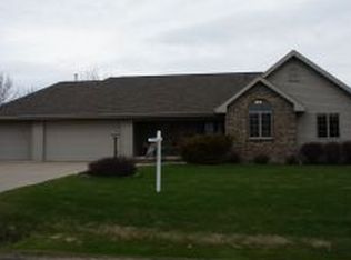 W6092 Camron Dr, APPLETON, WI 54915