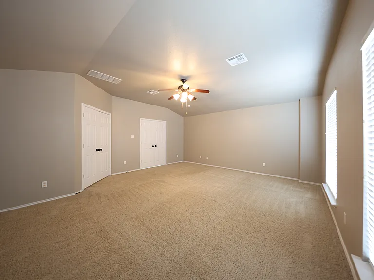2203 Ryan Dr — Photo 21