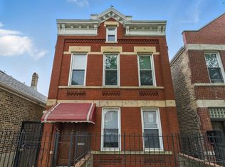 1819 W 17th St #2R, Chicago, IL 60608