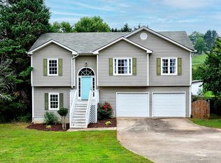 30 Magnolia Ct NE, Rydal, GA 30171