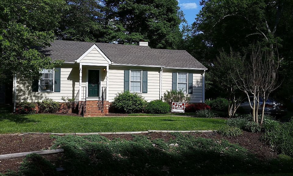 1st image of 1601 Greenfield Dr