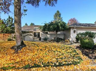 32445 SW Boones Bend Rd, Wilsonville, OR 97070