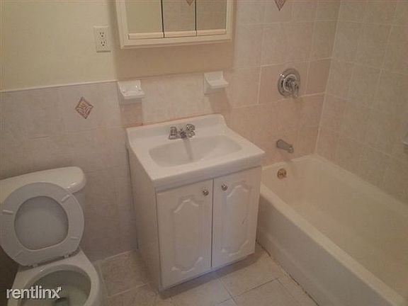 18 East 29th St (3) H