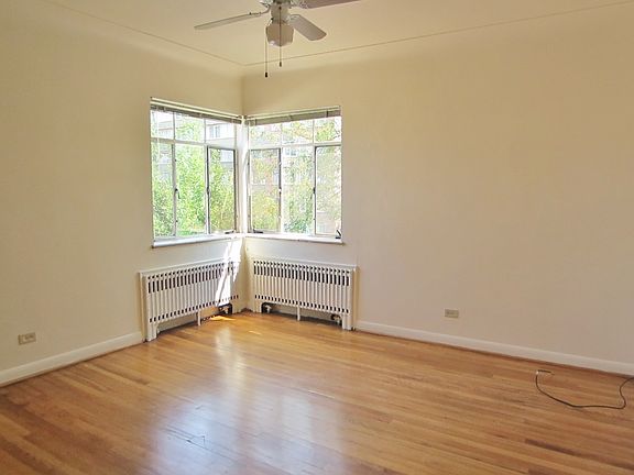 3rd image of 1135 N Grant St APT 107