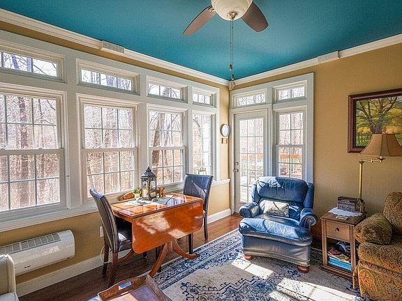 5th image of 2416 Mount Vernon Rd