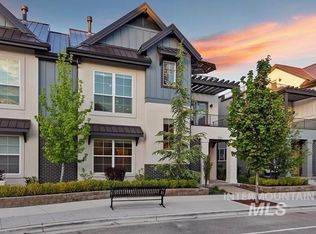 3323 E Trifecta Ln, Boise, ID 83716