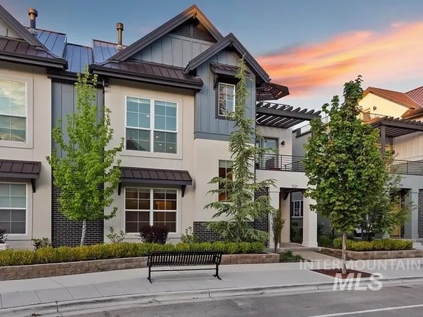 3323 E Trifecta Ln, Boise, ID 83716