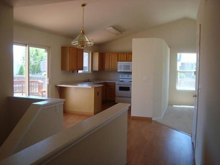 2nd image of 12104 Josephine St